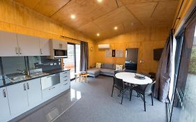 Apartments At Queenstown Top 10 Holiday Park